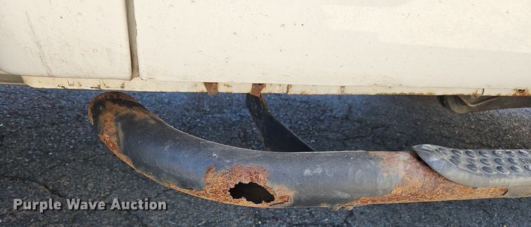 image for item OK9853 2010 Ford F550 Super Duty XL bucket truck