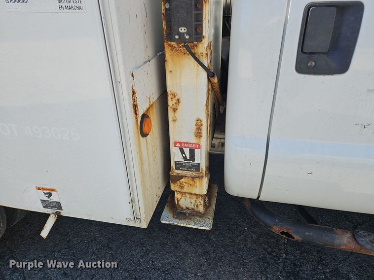 image for item OK9853 2010 Ford F550 Super Duty XL bucket truck