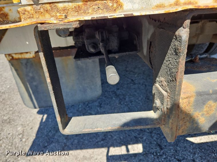 image for item OK9853 2010 Ford F550 Super Duty XL bucket truck