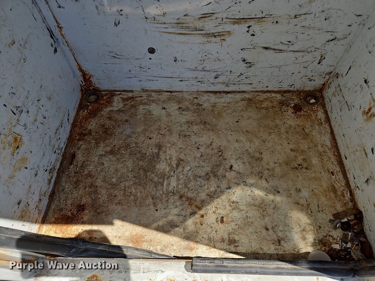 image for item OK9853 2010 Ford F550 Super Duty XL bucket truck