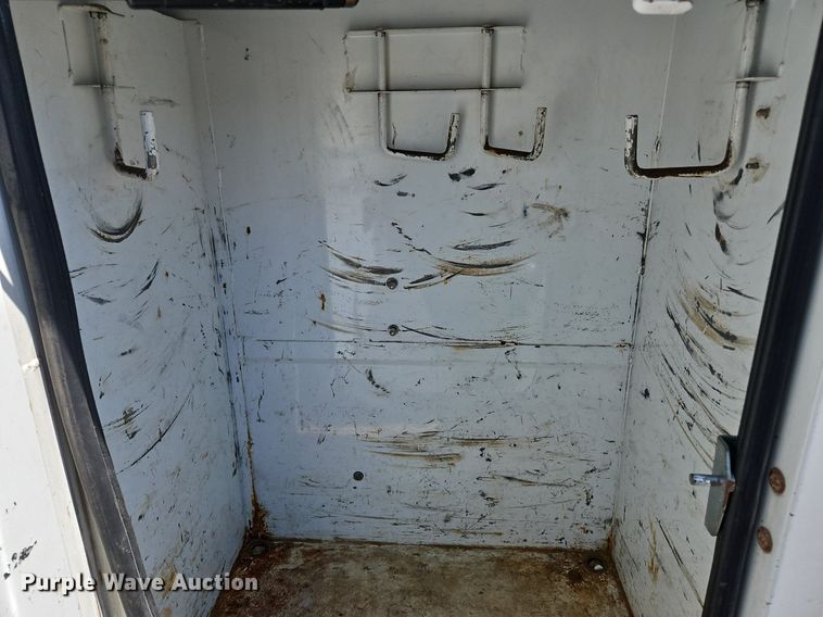 image for item OK9853 2010 Ford F550 Super Duty XL bucket truck