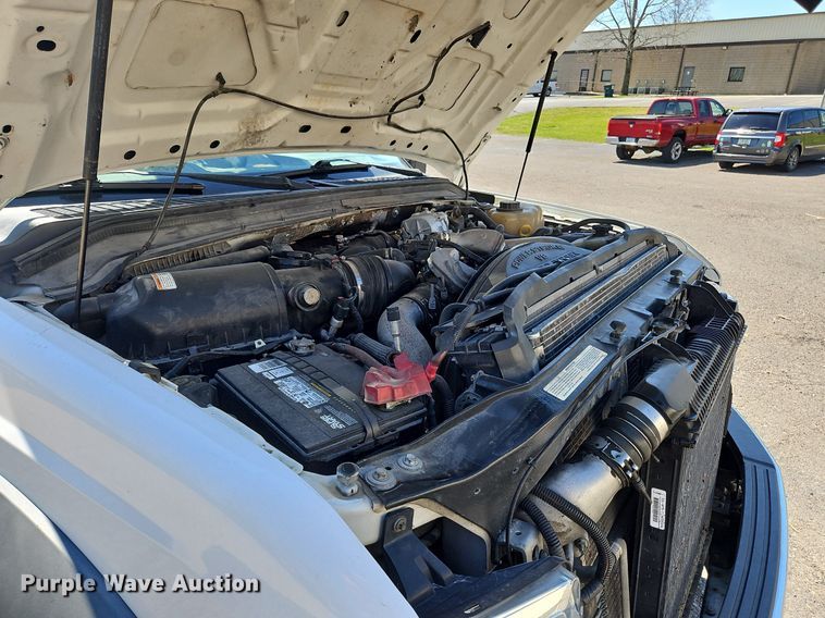 image for item OK9853 2010 Ford F550 Super Duty XL bucket truck