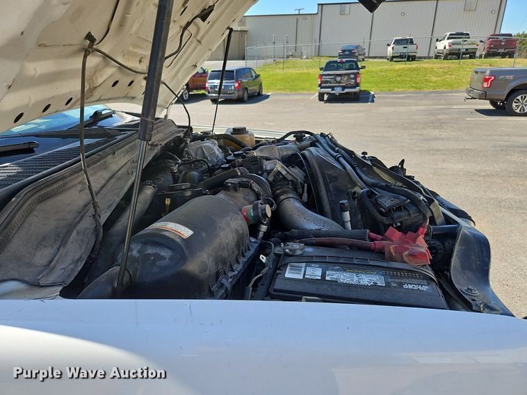 image for item OK9853 2010 Ford F550 Super Duty XL bucket truck