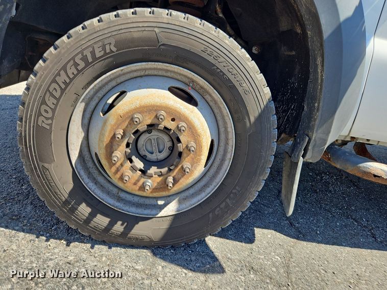 image for item OK9853 2010 Ford F550 Super Duty XL bucket truck