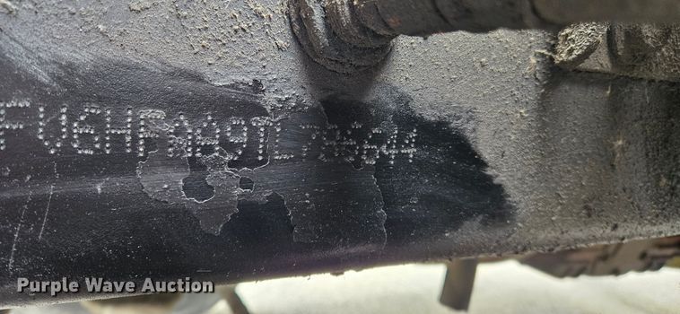 image for item OK9854 1996 Freightliner  FL70 tank truck