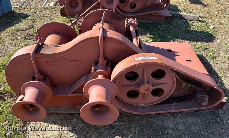 image for item OM9292 Construction Machinery  DD607 tower hoist