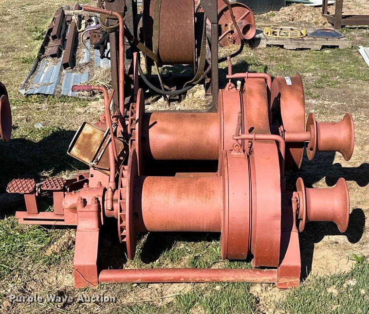 image for item OM9292 Construction Machinery  DD607 tower hoist