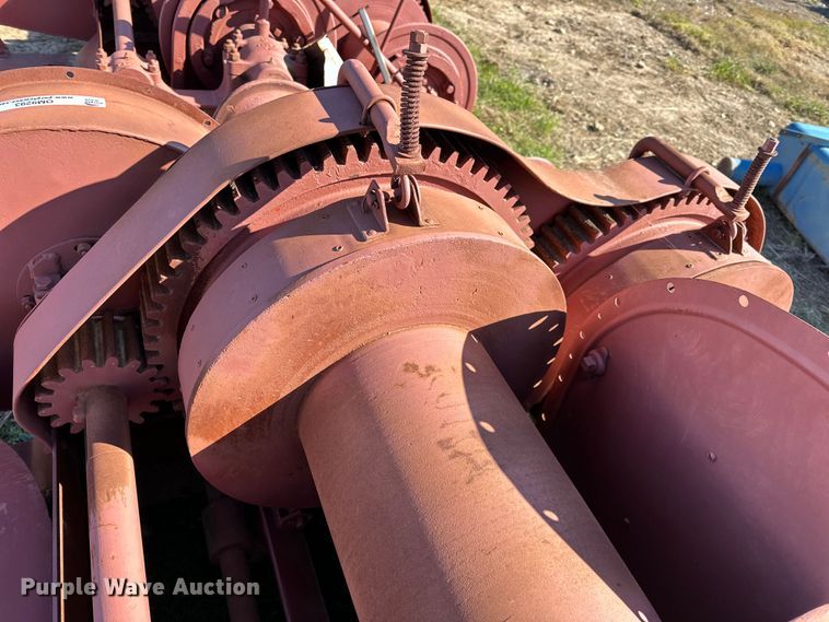 image for item OM9293 Construction tower hoist