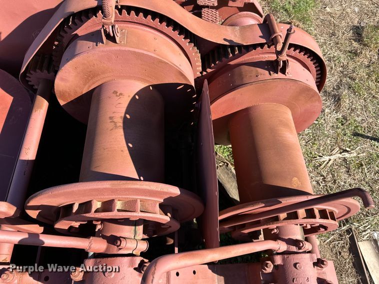 image for item OM9293 Construction tower hoist