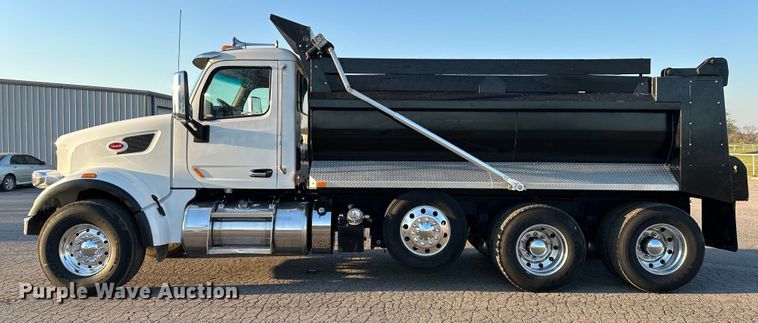 image for item OM9308 2022 Peterbilt  567 dump truck