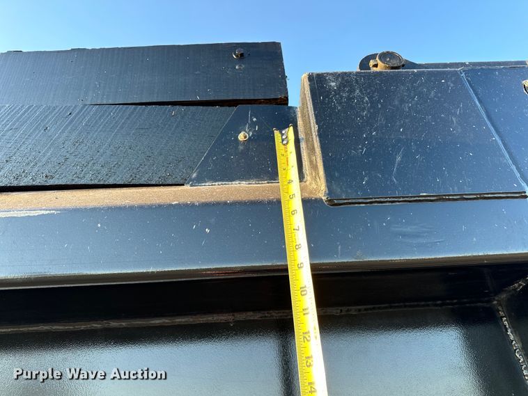 image for item OM9308 2022 Peterbilt  567 dump truck