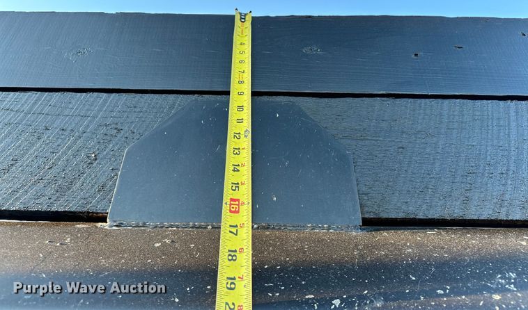 image for item OM9308 2022 Peterbilt  567 dump truck