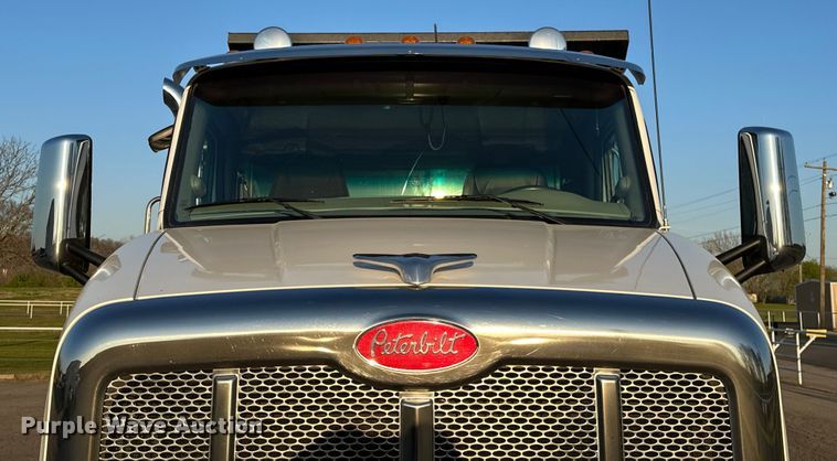 image for item OM9308 2022 Peterbilt  567 dump truck