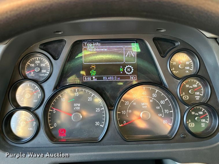 image for item OM9308 2022 Peterbilt  567 dump truck