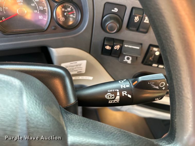 image for item OM9308 2022 Peterbilt  567 dump truck