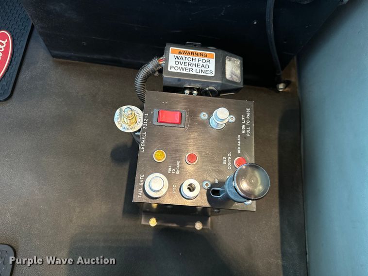 image for item OM9308 2022 Peterbilt  567 dump truck