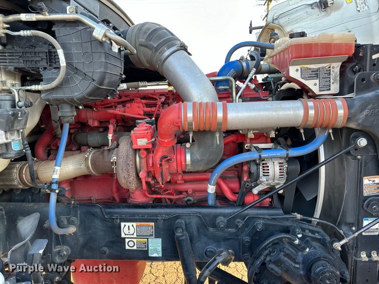 image for item OM9308 2022 Peterbilt  567 dump truck