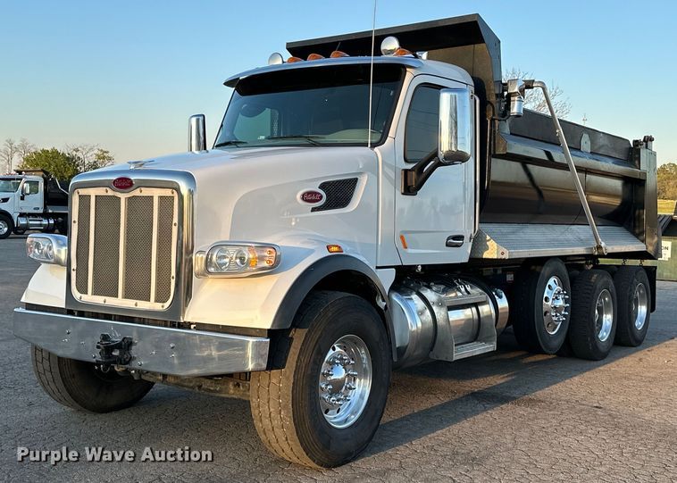 image for item OM9309 2021 Peterbilt  567 dump truck