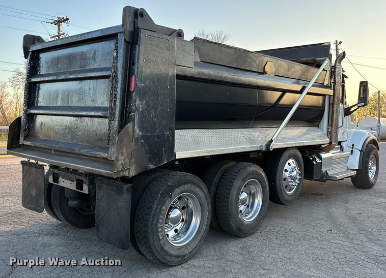 image for item OM9309 2021 Peterbilt  567 dump truck