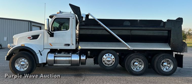 image for item OM9309 2021 Peterbilt  567 dump truck
