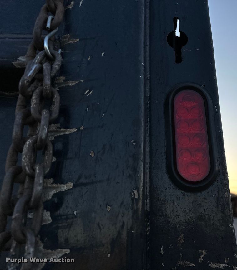 image for item OM9309 2021 Peterbilt  567 dump truck