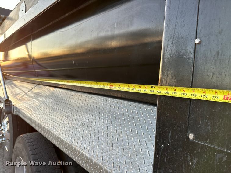 image for item OM9309 2021 Peterbilt  567 dump truck