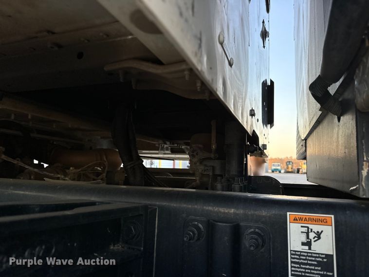 image for item OM9309 2021 Peterbilt  567 dump truck