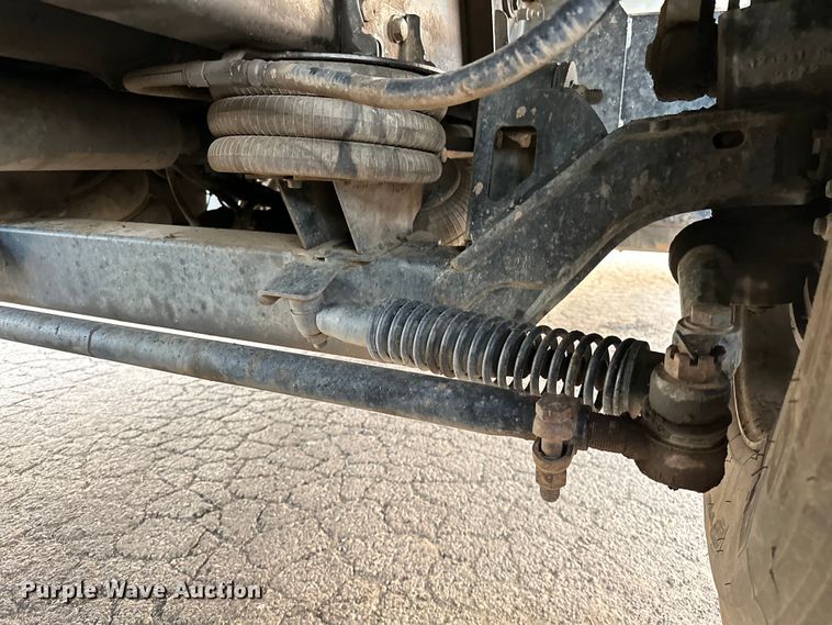 image for item OM9309 2021 Peterbilt  567 dump truck