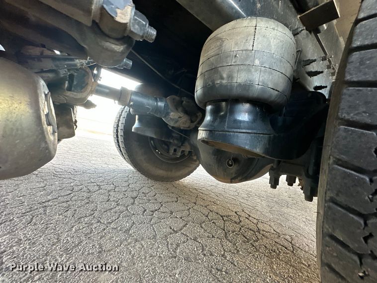 image for item OM9309 2021 Peterbilt  567 dump truck