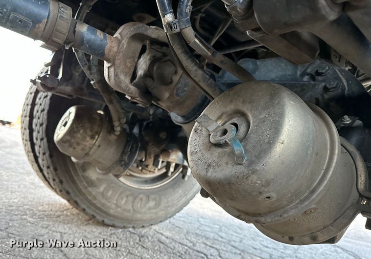 image for item OM9309 2021 Peterbilt  567 dump truck