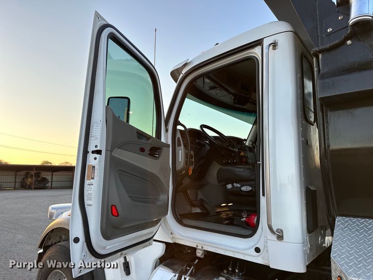 image for item OM9309 2021 Peterbilt  567 dump truck