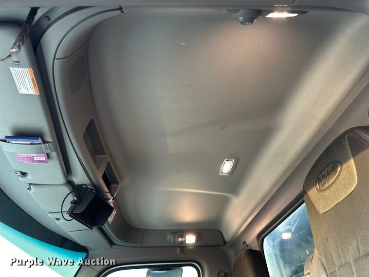 image for item OM9309 2021 Peterbilt  567 dump truck