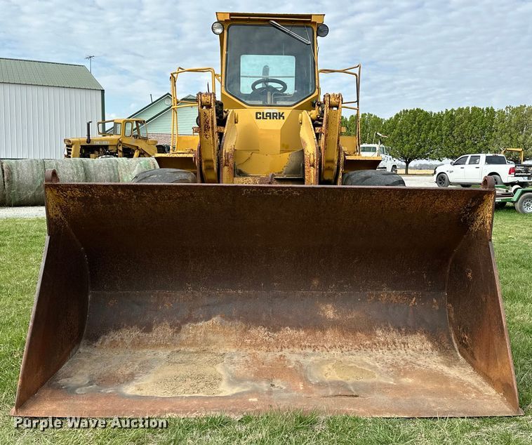 image for item OM9331 1977 Clark 125B wheel loader
