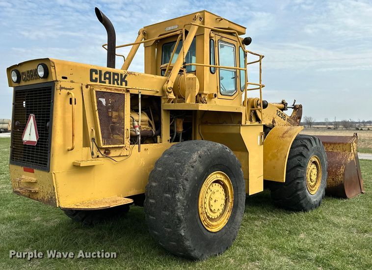 image for item OM9331 1977 Clark 125B wheel loader
