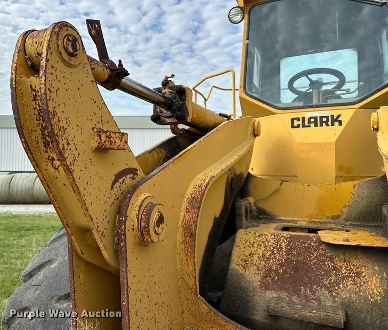 image for item OM9331 1977 Clark 125B wheel loader