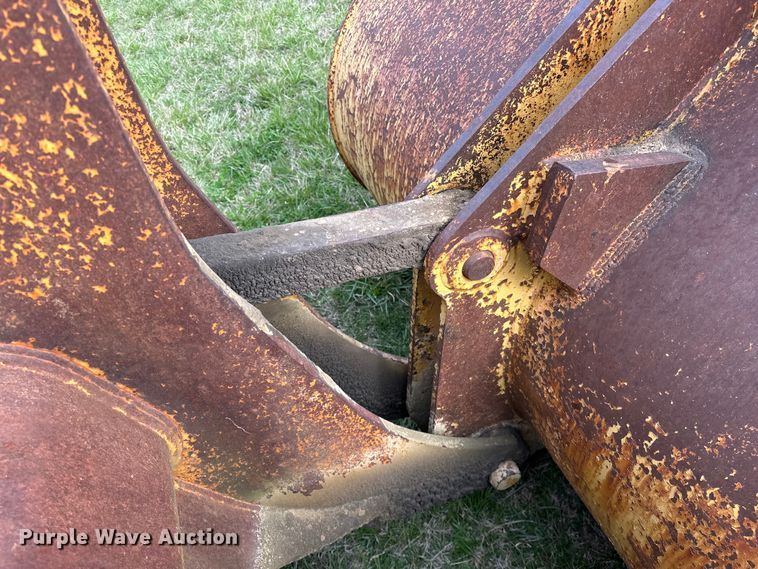 image for item OM9331 1977 Clark 125B wheel loader