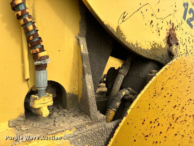 image for item OM9331 1977 Clark 125B wheel loader