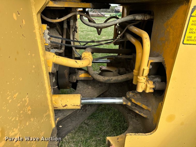 image for item OM9331 1977 Clark 125B wheel loader