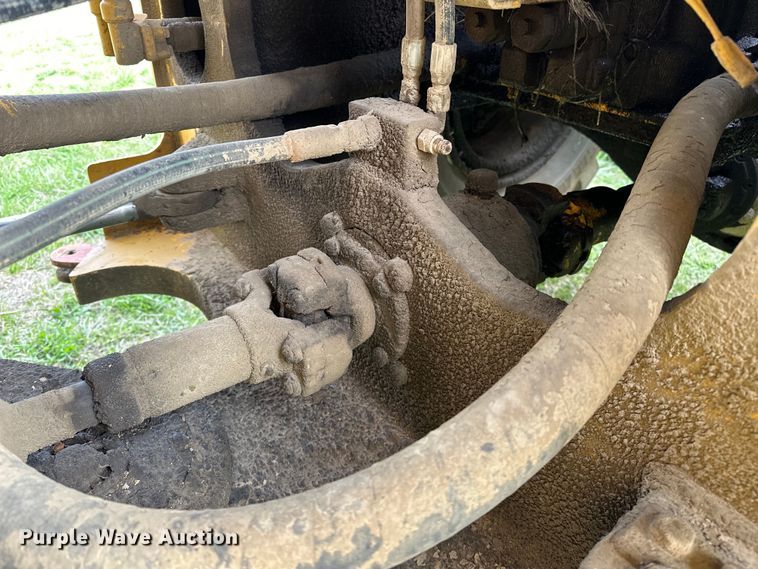 image for item OM9331 1977 Clark 125B wheel loader