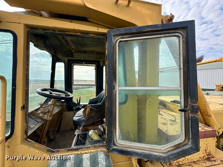 image for item OM9331 1977 Clark 125B wheel loader