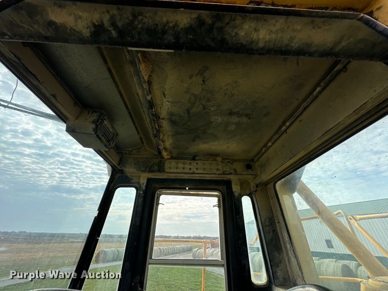 image for item OM9331 1977 Clark 125B wheel loader