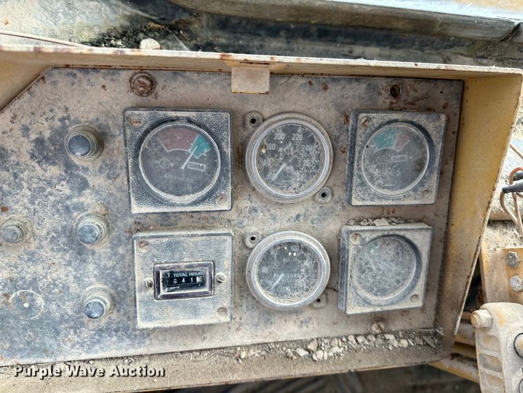 image for item OM9331 1977 Clark 125B wheel loader