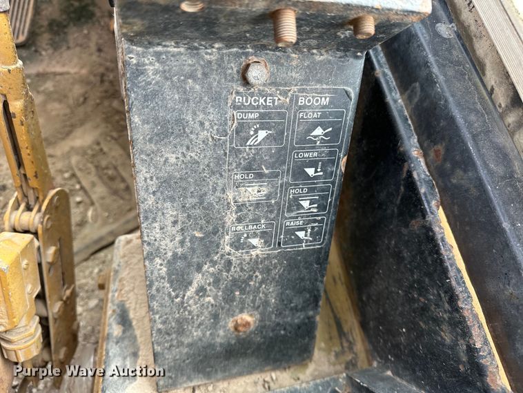 image for item OM9331 1977 Clark 125B wheel loader