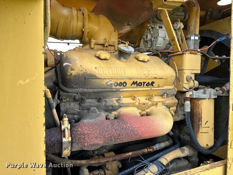 image for item OM9331 1977 Clark 125B wheel loader