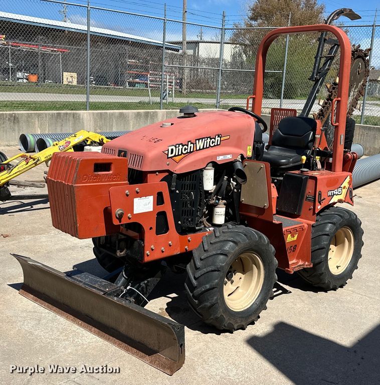 image for item OM9354 2017 Ditch Witch  RT45 trencher