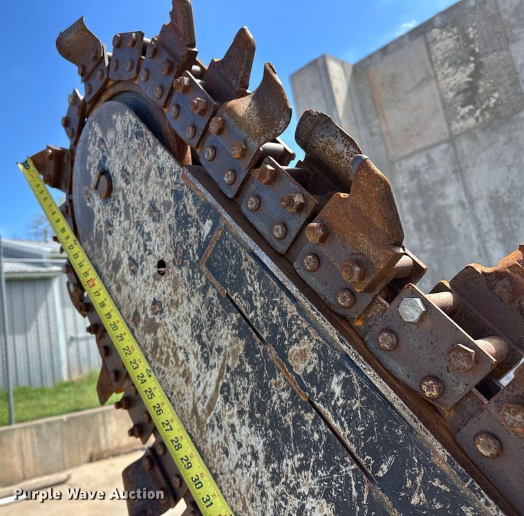 image for item OM9354 2017 Ditch Witch  RT45 trencher