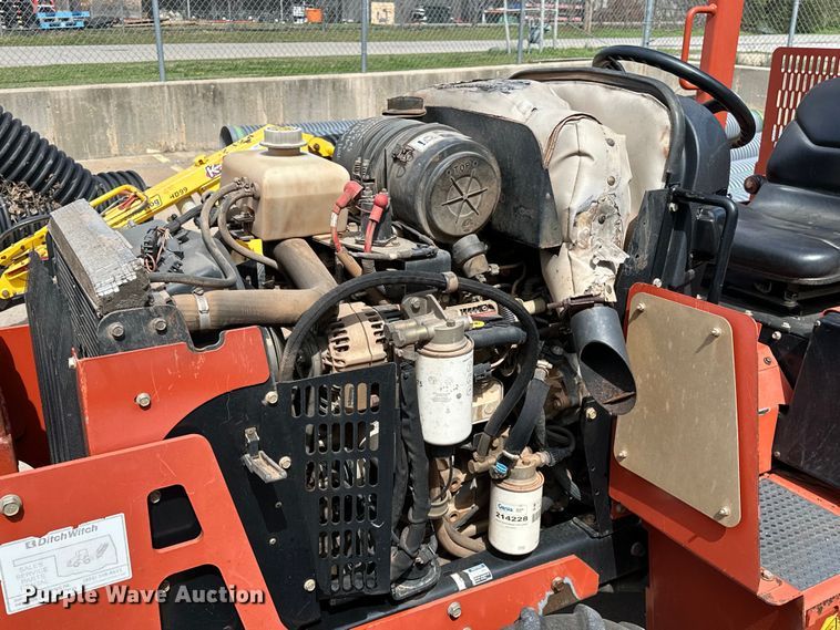 image for item OM9354 2017 Ditch Witch  RT45 trencher