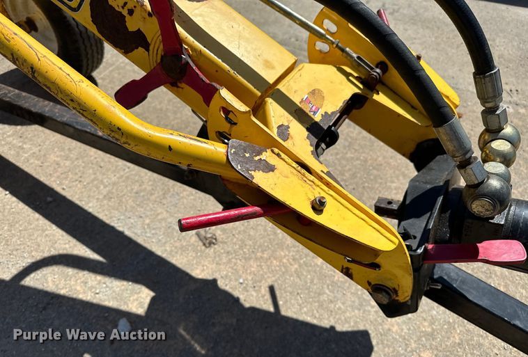 image for item OM9357 Ground Hog HD99-H post hole auger