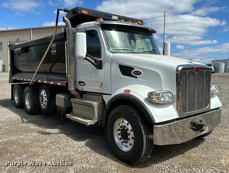 image for item OM9362 2020 Peterbilt  567 dump truck