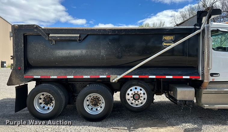 image for item OM9362 2020 Peterbilt  567 dump truck